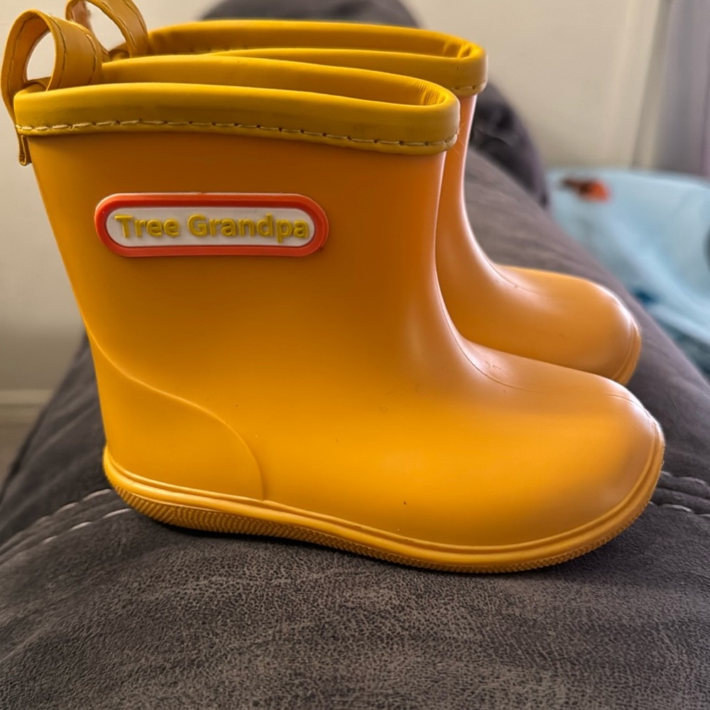 Tree Grandpa rain boots